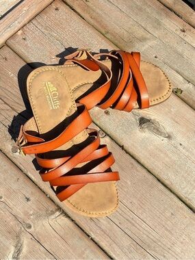 Cliffs by WHITE MOUNTAIN Women's Cognac Strappy Buckle Sandals
